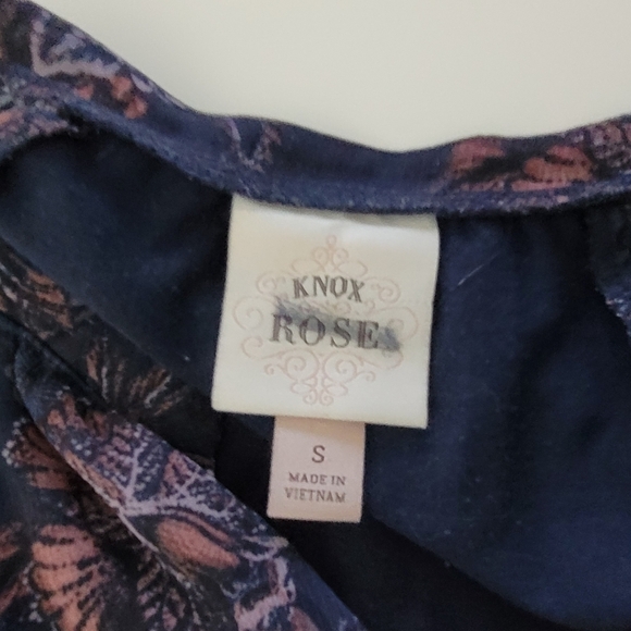 Knox Rose sheer chiffon floral v-neck front tie boho top - Picture 2 of 7